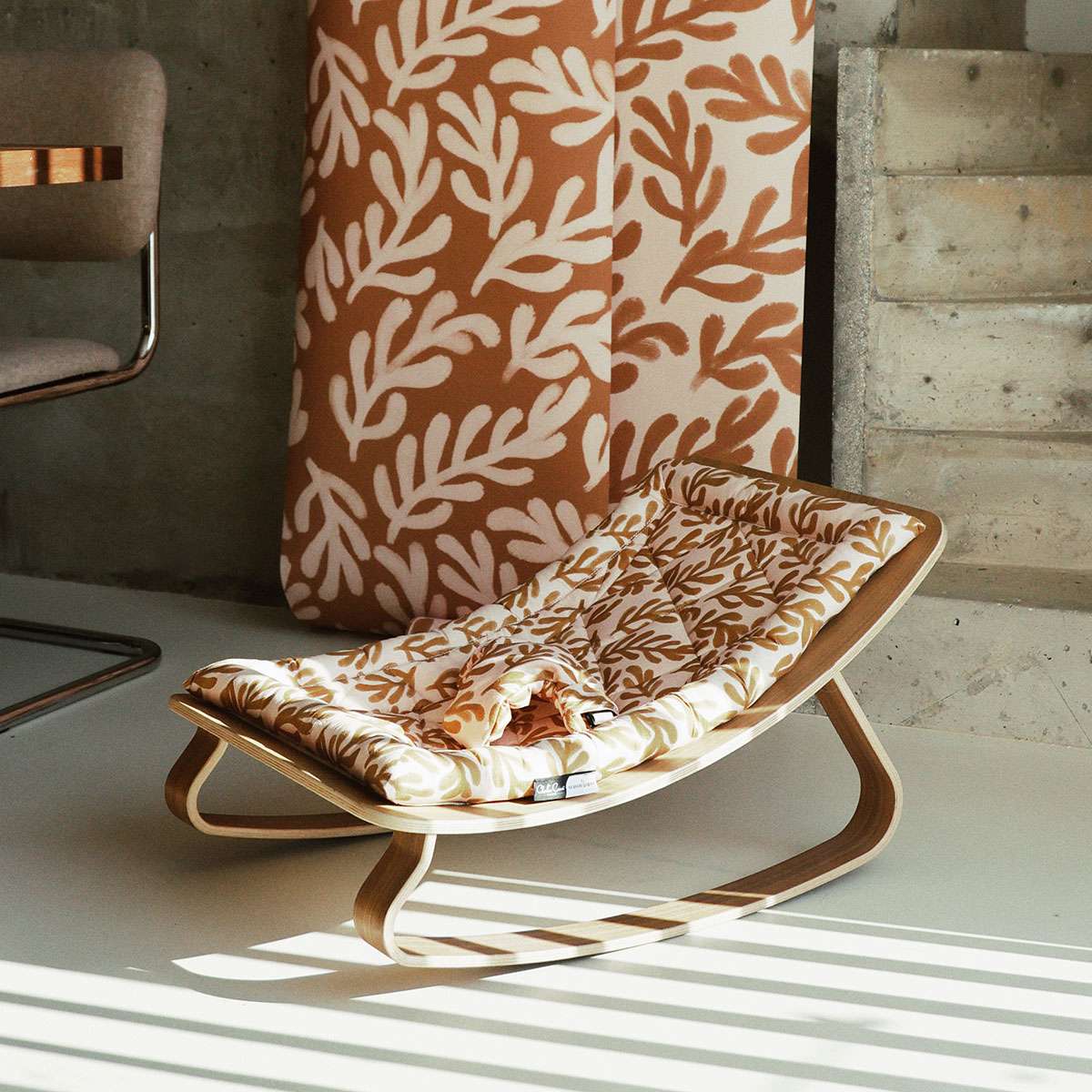 Levo Baby Rocker Season Paper - Natural