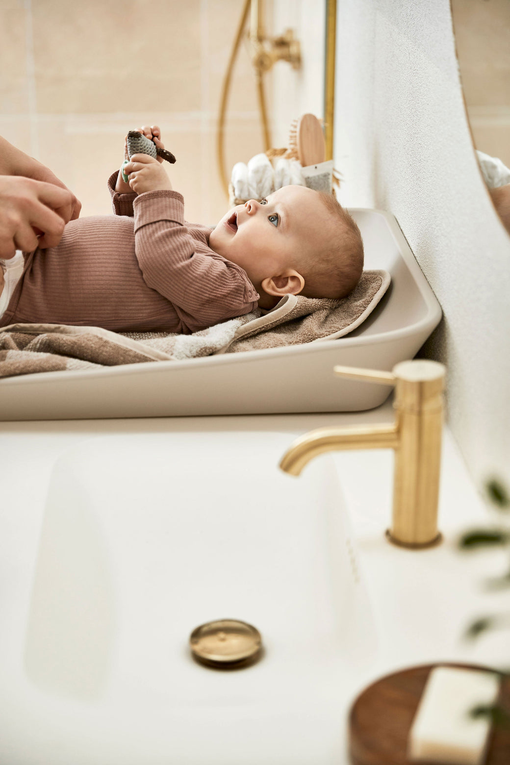 Hoodie Towel Cappuccino Dot - Leander