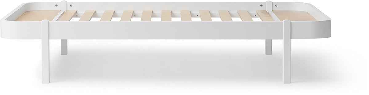 Wood Lounger Bed White