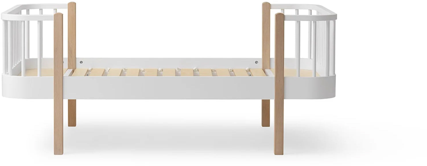 Wood Original Junior Bed - White/Oak - Oliver Furniture
