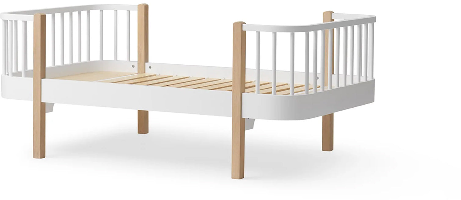 Wood Original Junior Bed - White/Oak - Oliver Furniture
