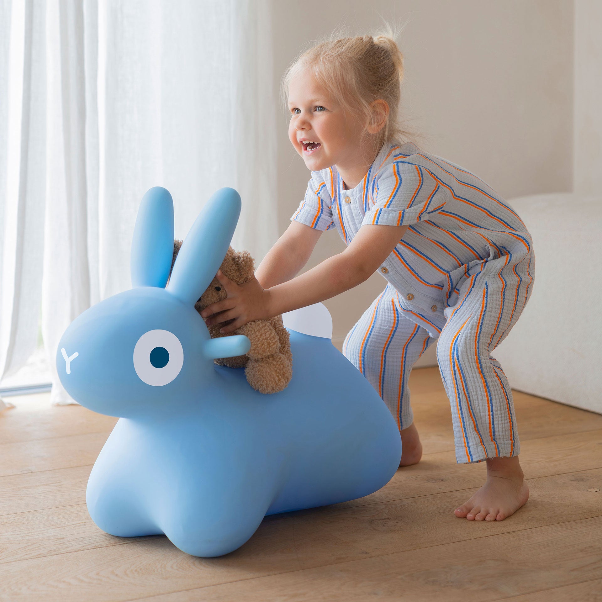 Hoppi Bouncing Bunny Blue - Quut