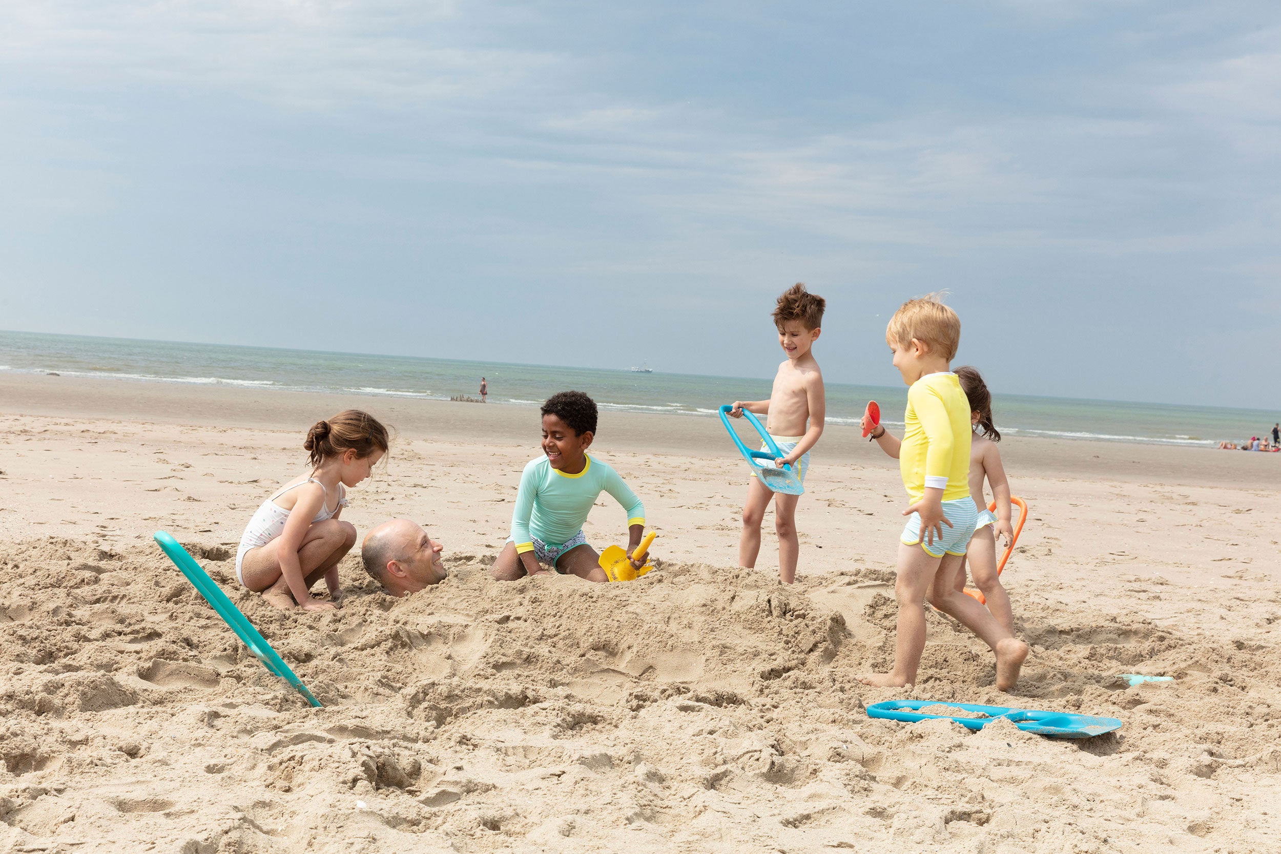 Scoppi Shovel and Sand Sifter Ocean - Quut