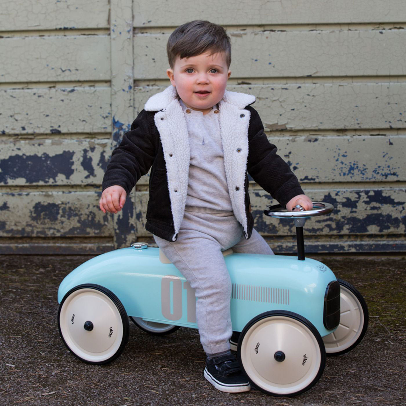 Metal Vintage Ride on Car Black - Vilac