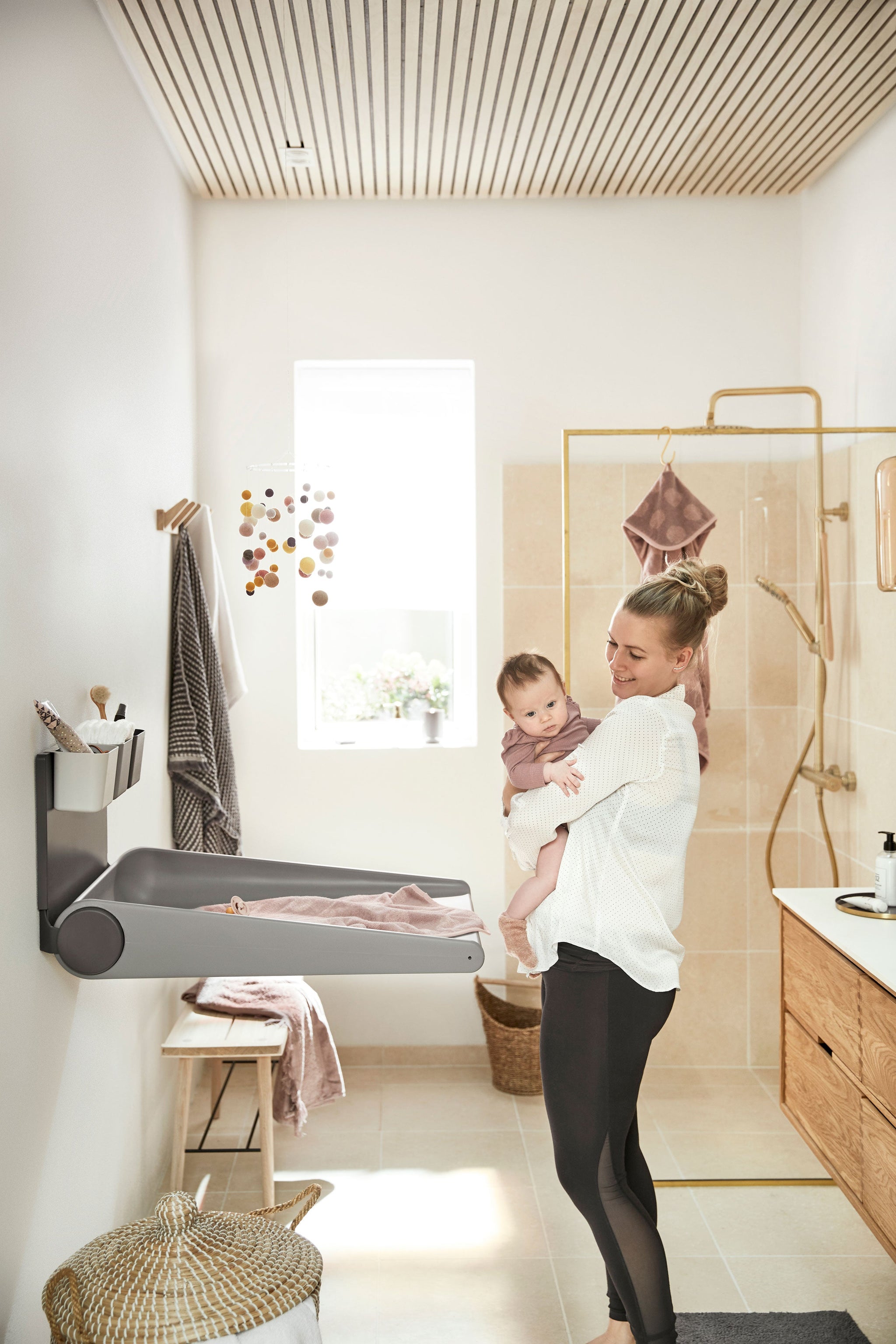 Wally Wallmounted Changing Table Dusty Grey - Leander