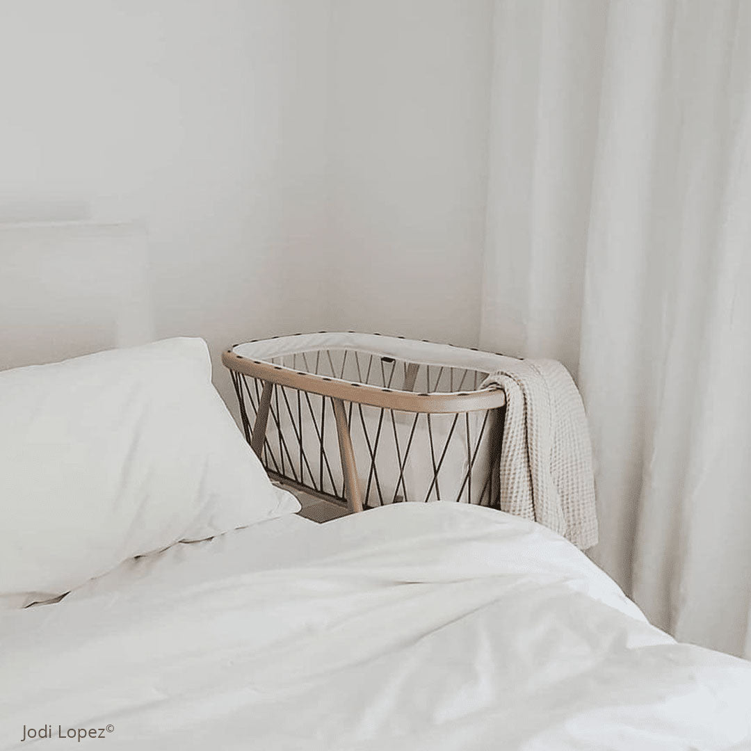 Kumi Baby Cradle Hazelnut - Charlie Crane