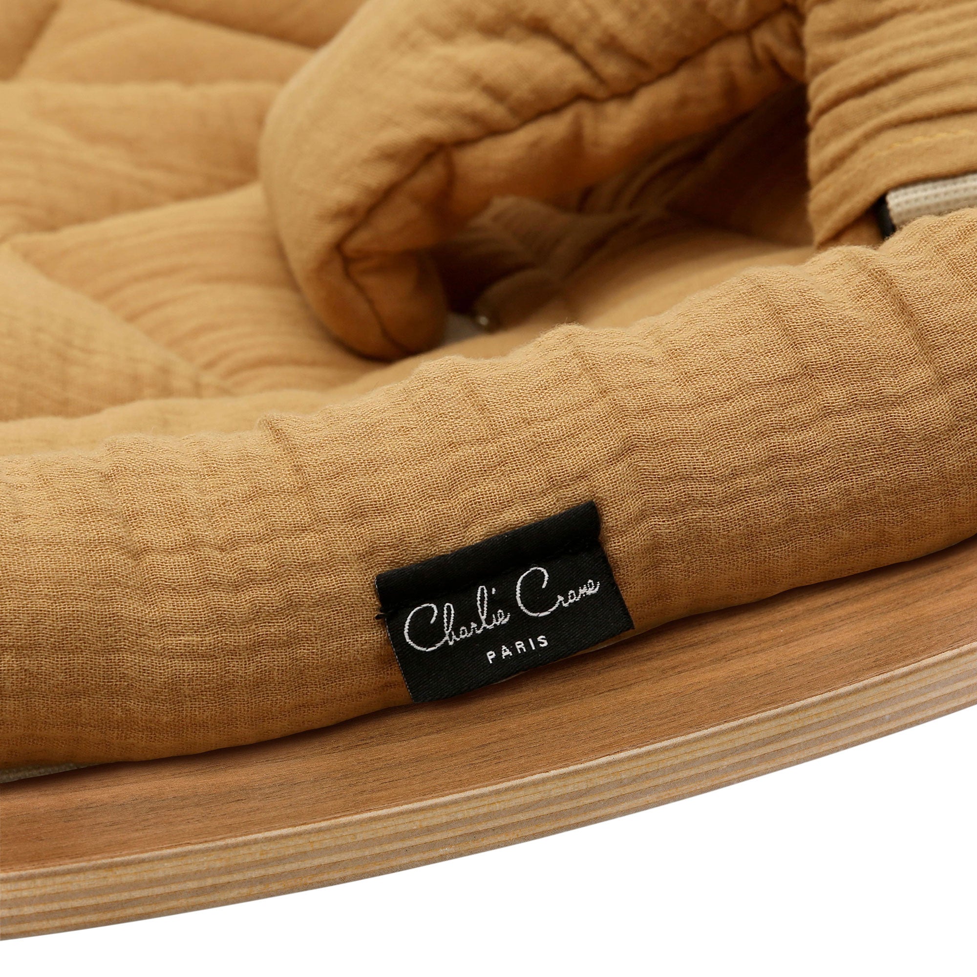 Levo Baby Rocker Camel - Walnut - Charlie Crane