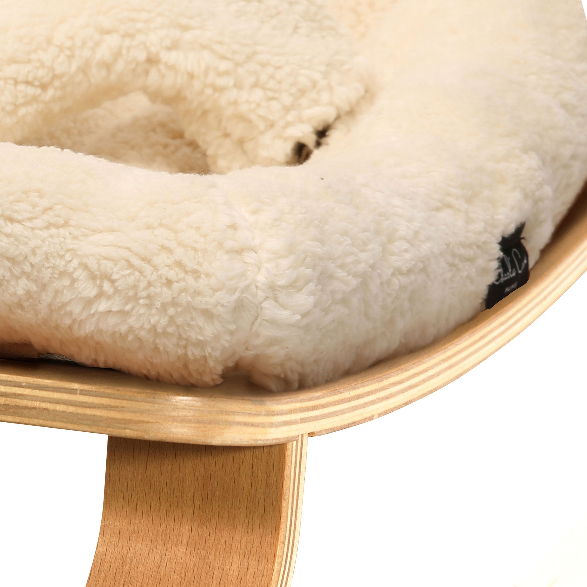 Levo Baby Rocker Fur Milk - Natural - Charlie Crane