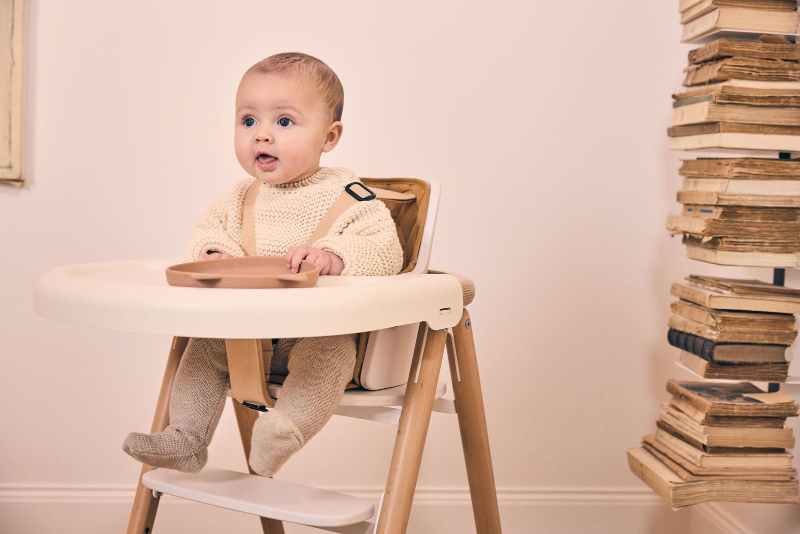 Tobo Wooden High Chair White Charlie Crane Bebemoda Modern furniture and essentials for babies and kids