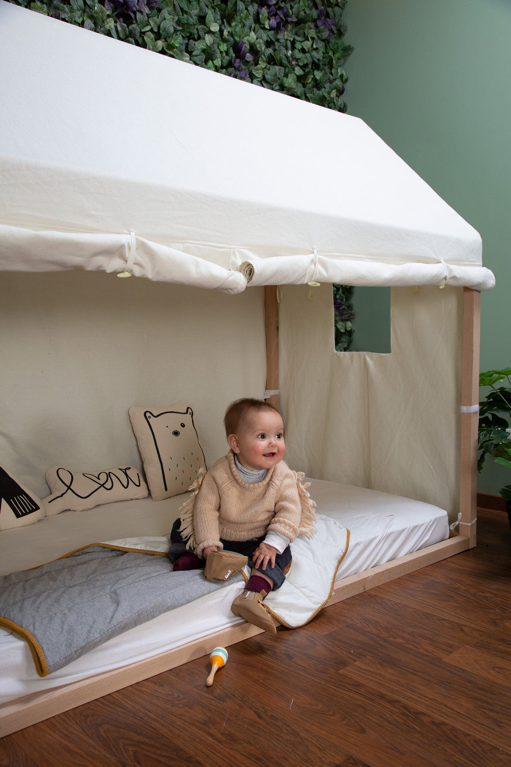 Canvas Cushion Love - ChildHome