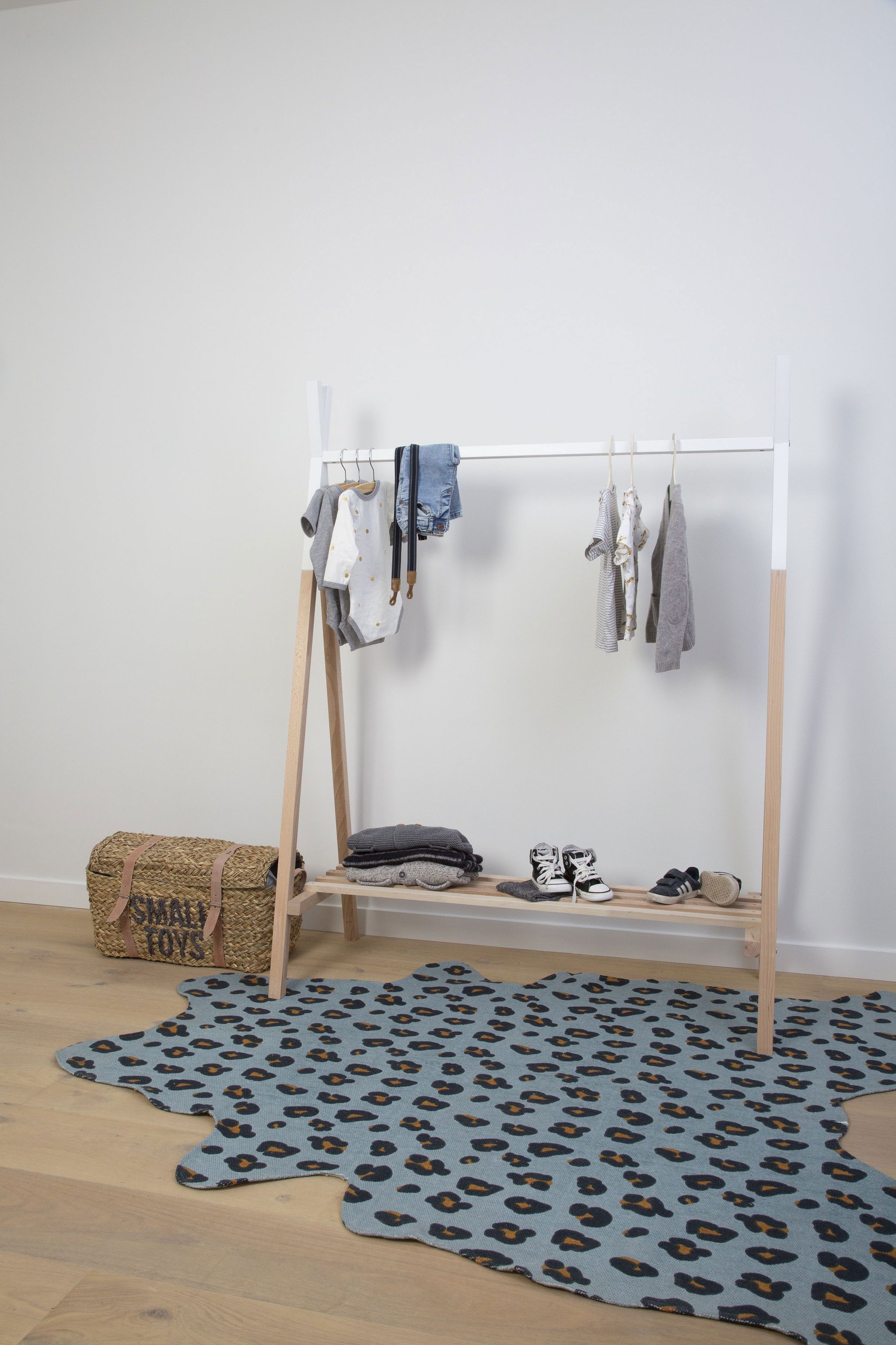 Tipi Open Clothing Stand - ChildHome