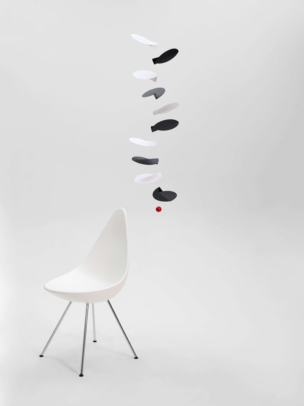Turning Leaves White/Black - Flensted Mobiles