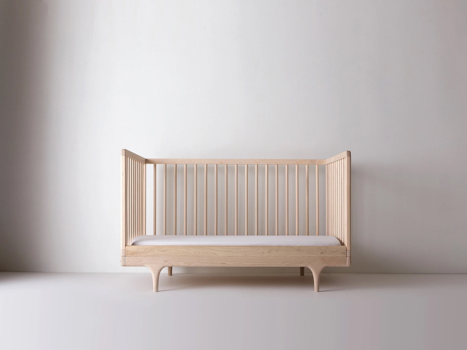 Caravan Crib Natural - Kalon Studios