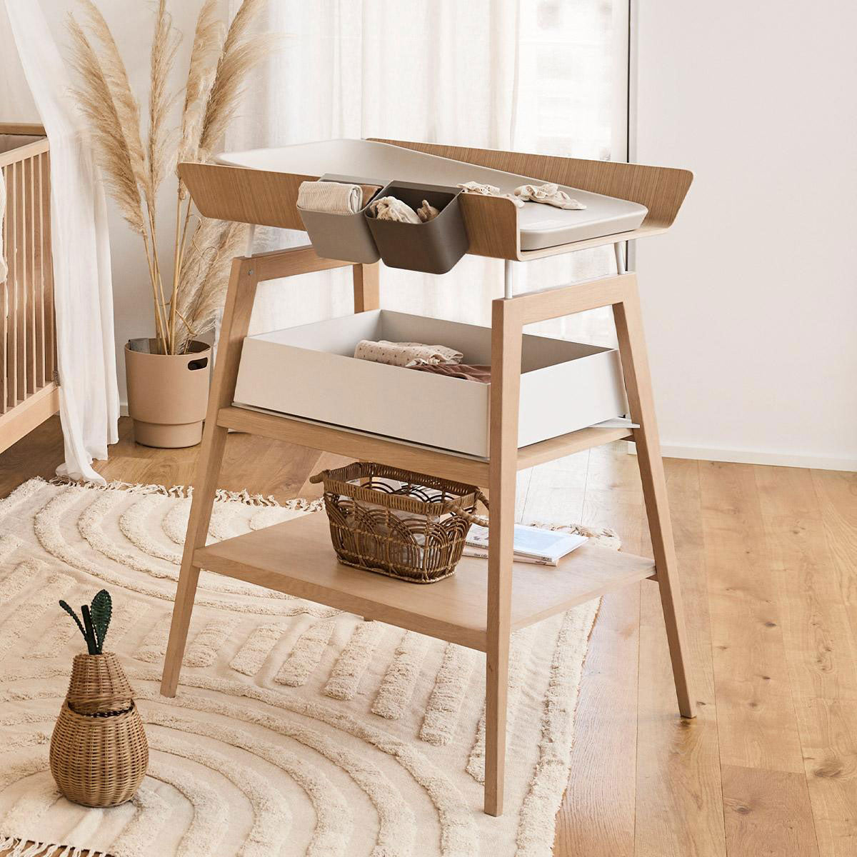 Linea Changing Table with mat Natural Wood - Leander