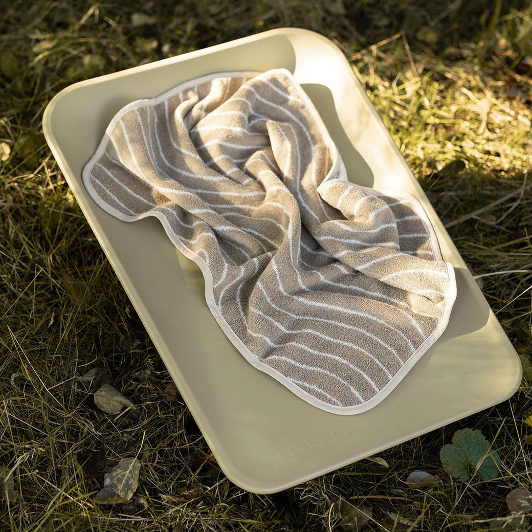 Matty Changing Mat Olive - Leander