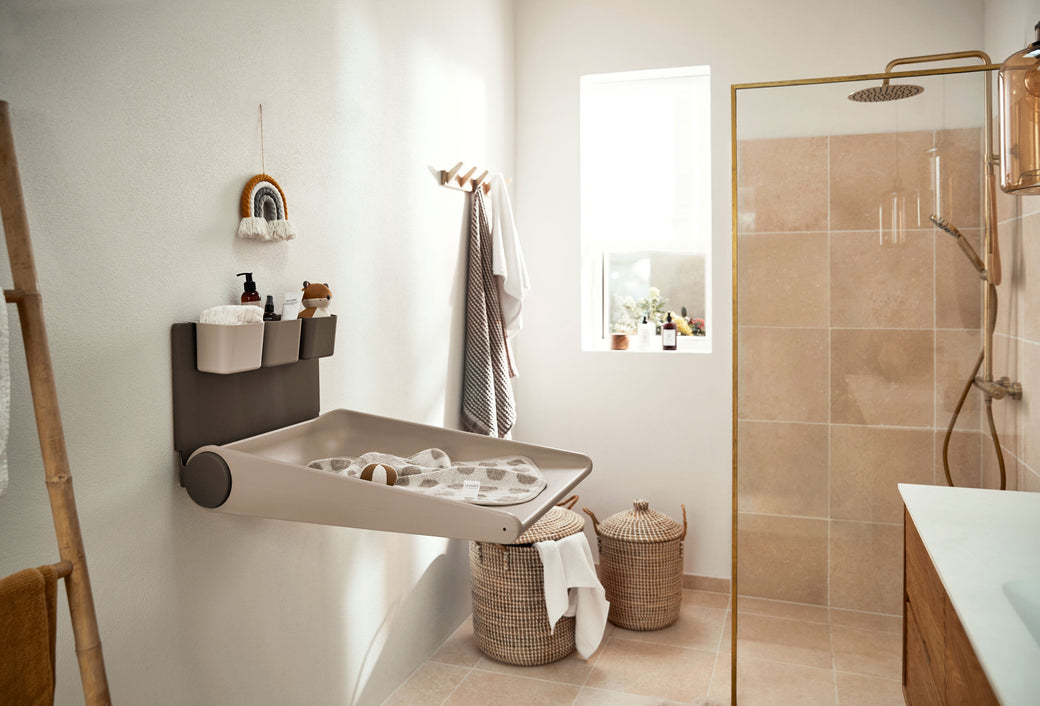 Wally Wall-mounted Changing Table Cappuccino - Leander
