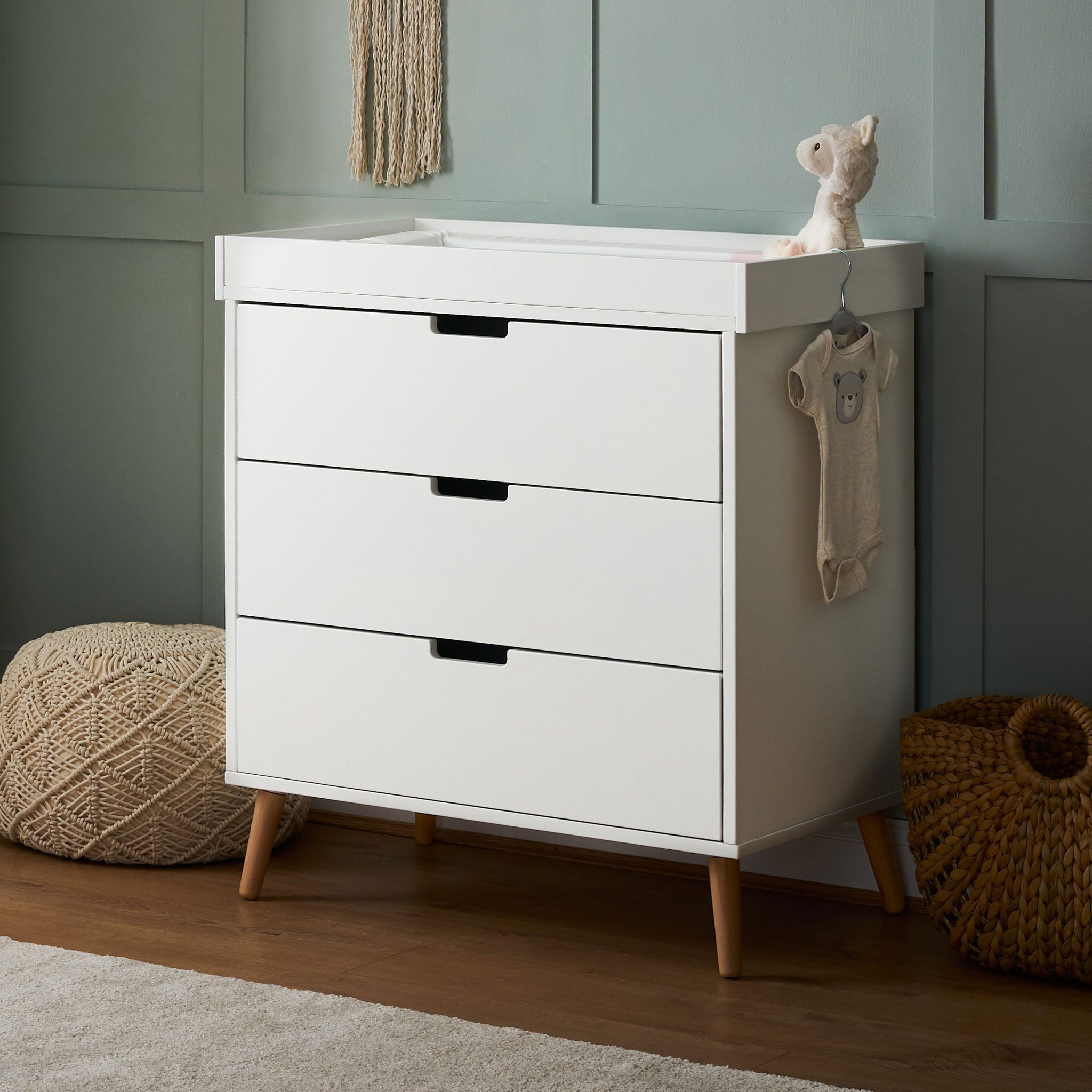 Maya Dresser and Changing Unit White - Obaby