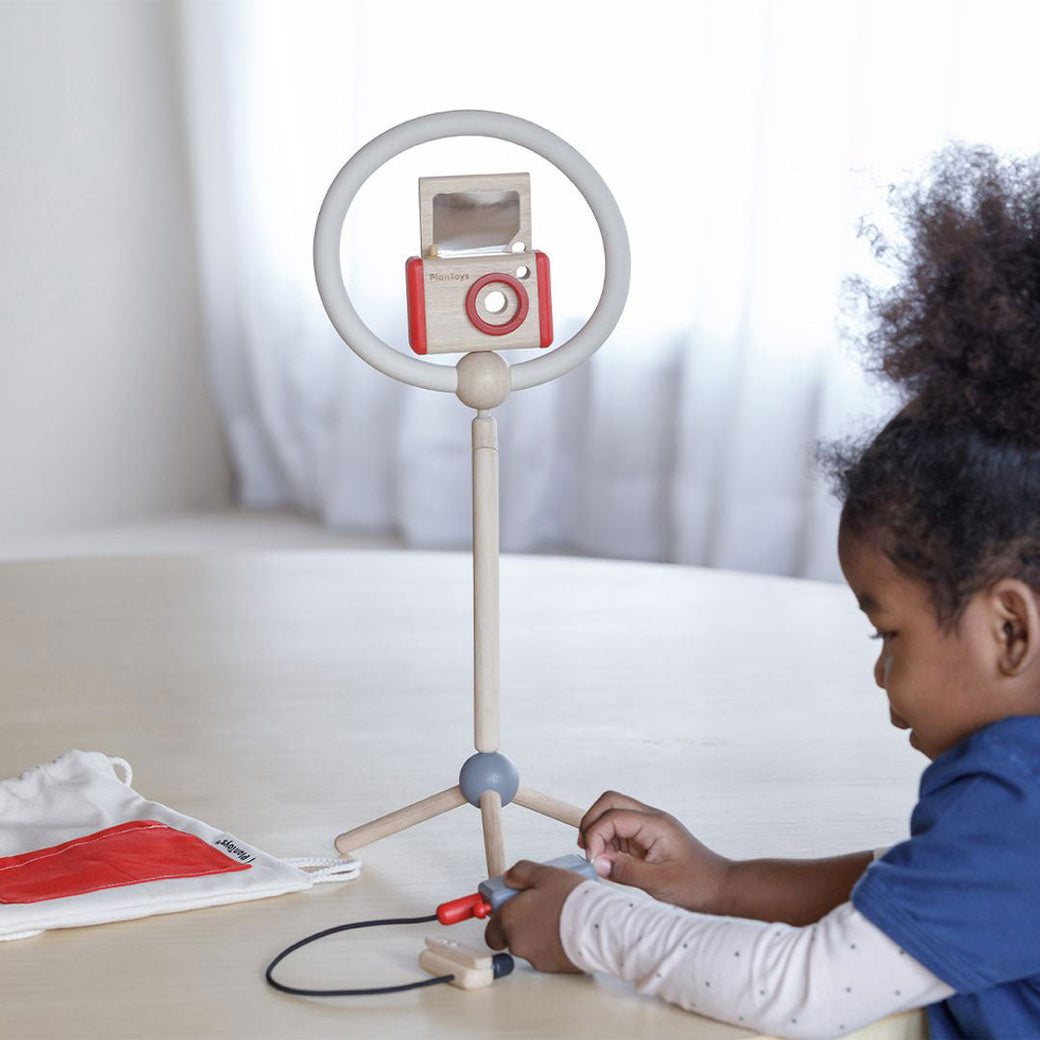 EOL Vlogger Pretend Play Kit - Plan Toys