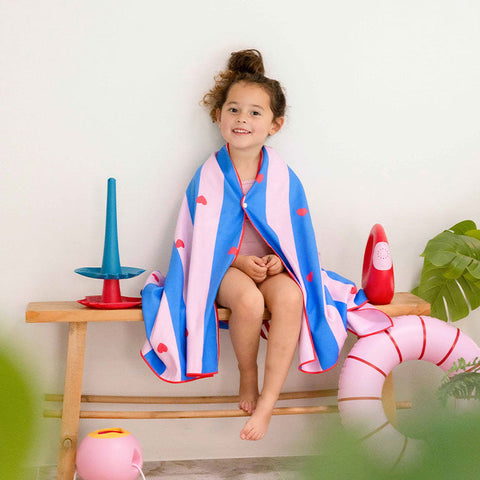 Beach Playtowel Lighthouse (M) - Quut