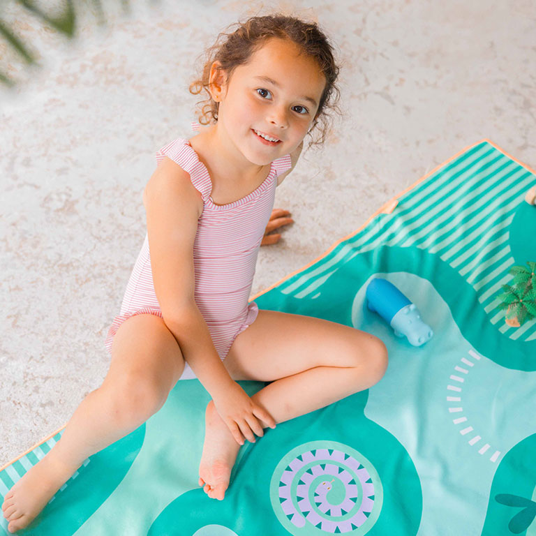Beach Playtowel Safari (M) - Quut