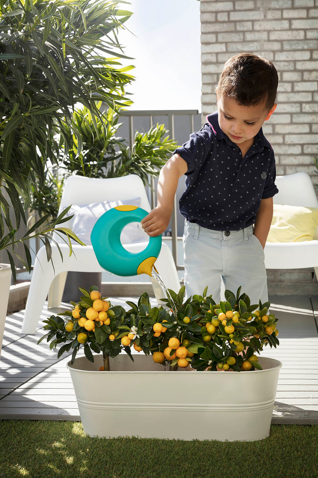 Cana Playful Watering Can Large Lagoon Banana - Quut